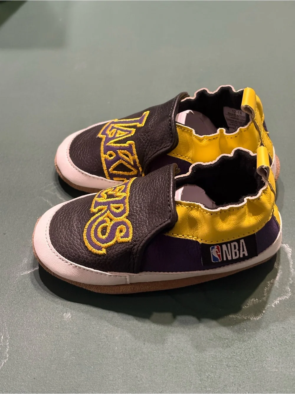 NIB Robeez LA Lakers Leather Baby Shoes (12-18 Mos) Like New